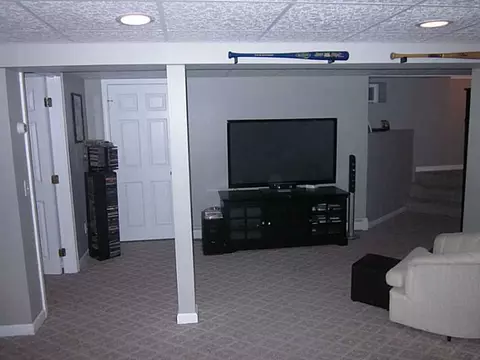 69 Bradley St, Woonsocket, RI 02895 photo 19