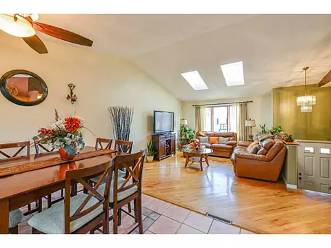 49 Allen Ave, Warwick, RI 02889 photo 8