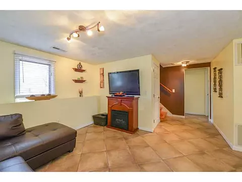 49 Allen Ave, Warwick, RI 02889 photo 21