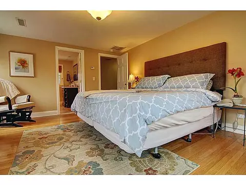 20 Colony Ave, Warwick, RI 02886 photo 14