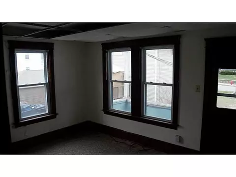 167 Rivulet St, Woonsocket, RI 02895 photo 11