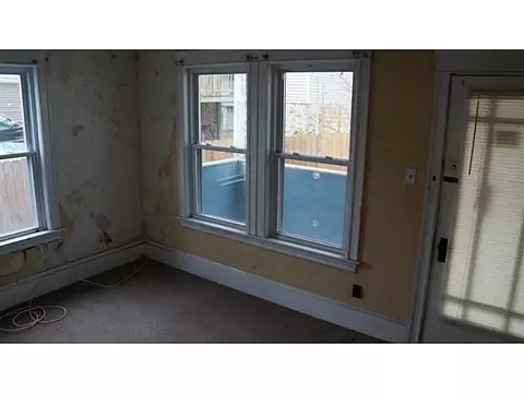 167 Rivulet St, Woonsocket, RI 02895 photo 6