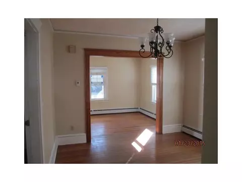77 Leigh St, Warwick, RI 02889 photo 5