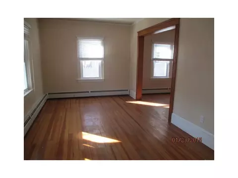 77 Leigh St, Warwick, RI 02889 photo 6