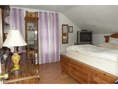122 Willow St, Woonsocket, RI 02895 photo 10