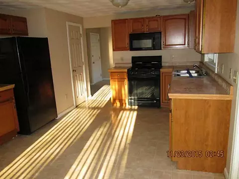 28 Ernest Ave, Warwick, RI 02889 photo 12