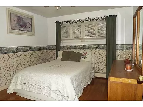 121 Torrington Dr, Warwick, RI 02886 photo 12