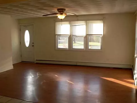 264 Point Ave, Warwick, RI 02889 photo 4