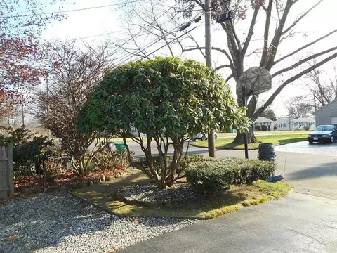 30 Aspinet Dr, Warwick, RI 02888 photo 10