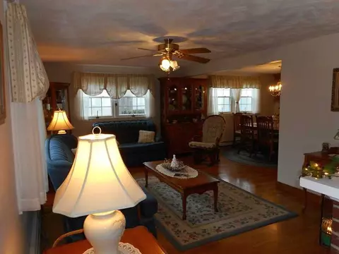 30 Aspinet Dr, Warwick, RI 02888 photo 14