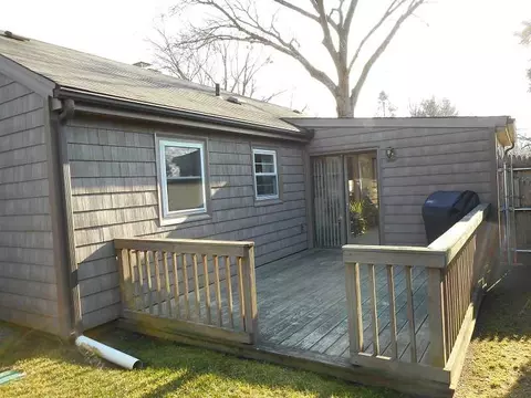 30 Aspinet Dr, Warwick, RI 02888 photo 25