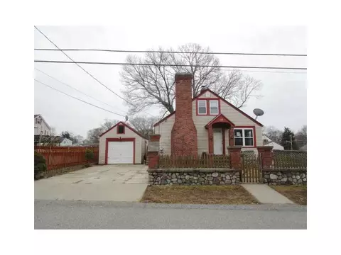 146 Burrington St, Woonsocket, RI 02895 photo 1