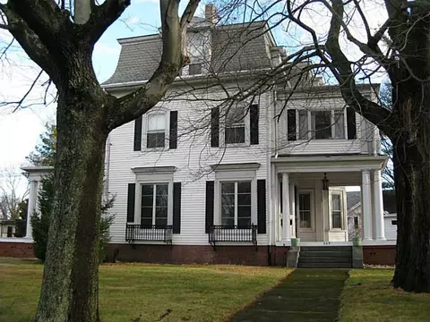 309 Prospect St, Woonsocket, RI 02895 photo 2