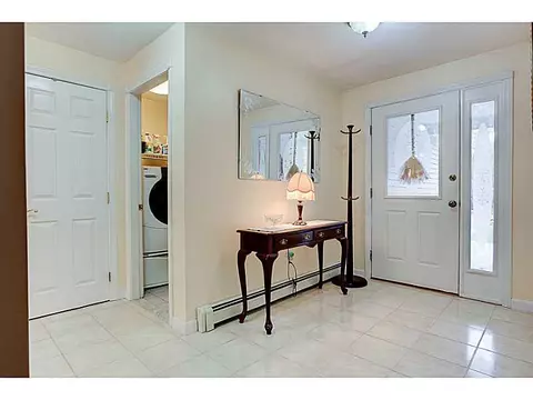 59 Peacock Rd, Warwick, RI 02886 photo 4