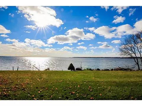 1153 Buttonwoods Ave, Warwick, RI 02886 photo 6