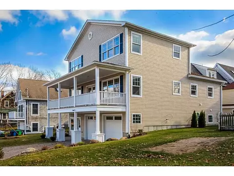 1153 Buttonwoods Ave, Warwick, RI 02886 photo 7