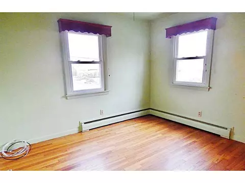 41 Hubbard St, Westerly, RI 02891 photo 13