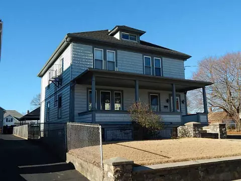 749 Grove St, Woonsocket, RI 02895 photo 3