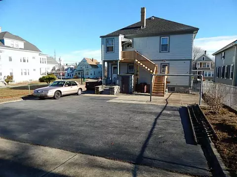 749 Grove St, Woonsocket, RI 02895 photo 6