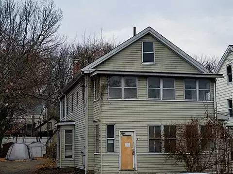 279 Bernon St, Woonsocket, RI 02895 photo 2