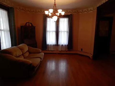 377 Gaskill St, Woonsocket, RI 02895 photo 3