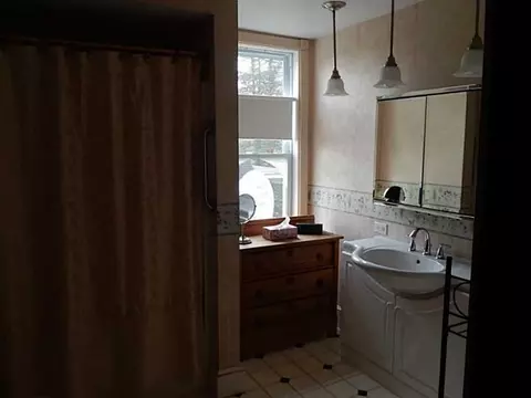 377 Gaskill St, Woonsocket, RI 02895 photo 17