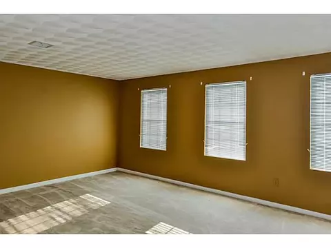 17 Ashbrook Dr, Cranston, RI 02921 photo 19