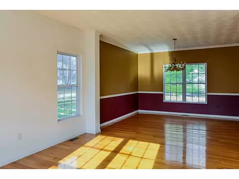 17 Ashbrook Dr, Cranston, RI 02921 photo 10