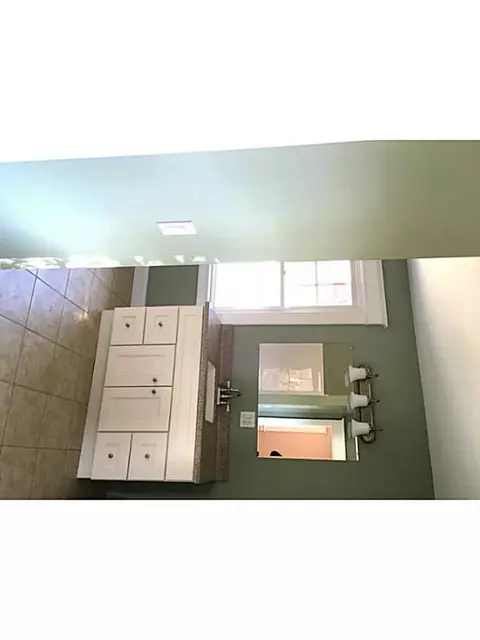 201 High St, Westerly, RI 02891 photo 11