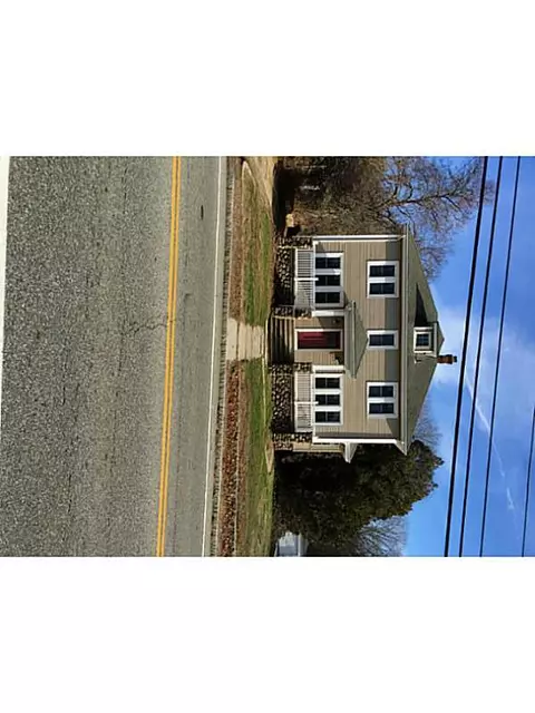201 High St, Westerly, RI 02891 photo 1