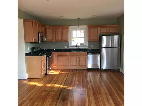 201 High St, Westerly, RI 02891 photo 7