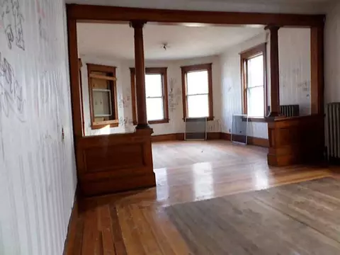29 Watson St, Woonsocket, RI 02895 photo 9
