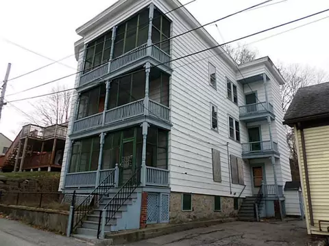 29 Watson St, Woonsocket, RI 02895 photo 1