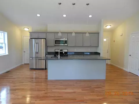 157 Danielle Dr, Woonsocket, RI 02895 photo 8
