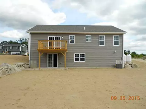157 Danielle Dr, Woonsocket, RI 02895 photo 20