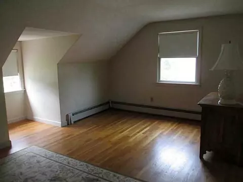 2 Porter Rd, Middletown, RI 02842 photo 9