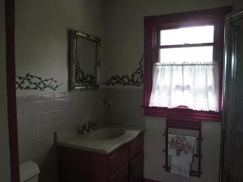 2 Porter Rd, Middletown, RI 02842 photo 8