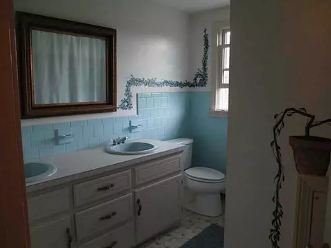 2 Porter Rd, Middletown, RI 02842 photo 12