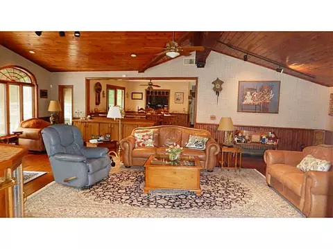 55 Fishs Ln, Warwick, RI 02886 photo 6