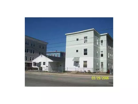 562 Privilege St, Woonsocket, RI 02895 photo 4