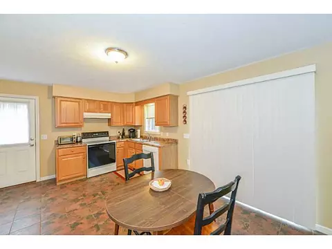 6 Voltage St, Westerly, RI 02891 photo 4
