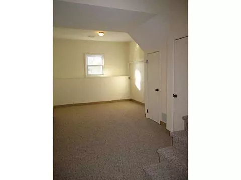 14 Tomahawk Ct, Warwick, RI 02886 photo 18