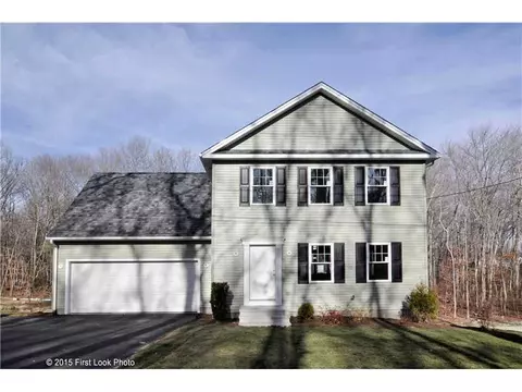 33 Tanner Ave, Warwick, RI 02886 photo 11