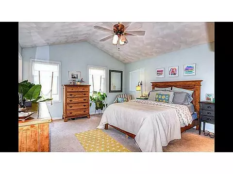 33 Tanner Ave, Warwick, RI 02886 photo 8