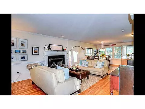 33 Tanner Ave, Warwick, RI 02886 photo 7