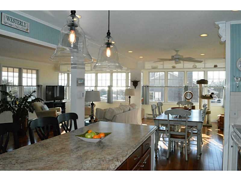 33 Urso Dr, Westerly, RI 02891 photo 1