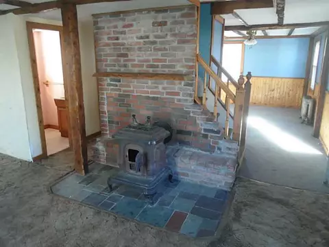 432 Providence St, Woonsocket, RI 02895 photo 5