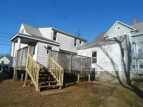 432 Providence St, Woonsocket, RI 02895 photo 11