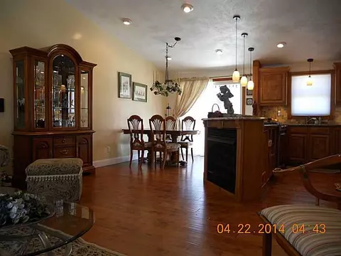 39 Robins Way, Warwick, RI 02888 photo 15