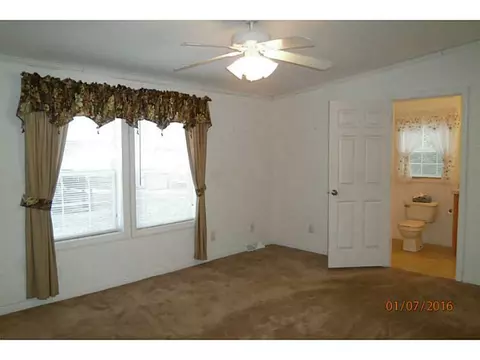 19 Sandra Cir, Coventry, RI 02816 photo 4